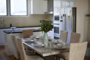 Perfectly modern living home in Burwood
